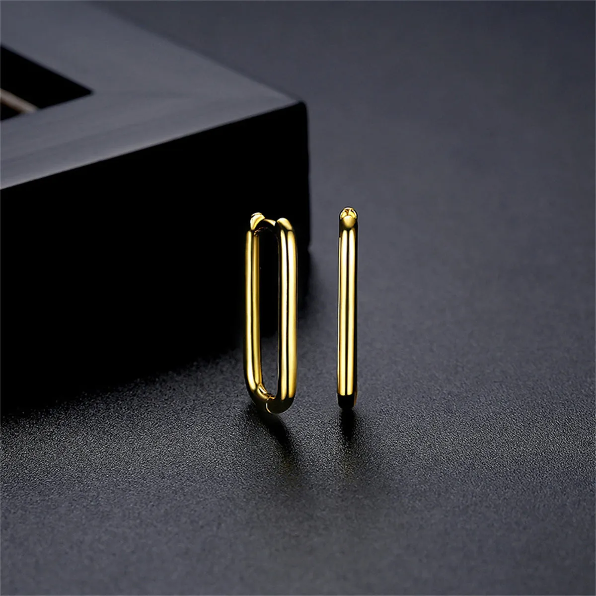 18K Gold-Plated U-Shaped Huggie Earrings