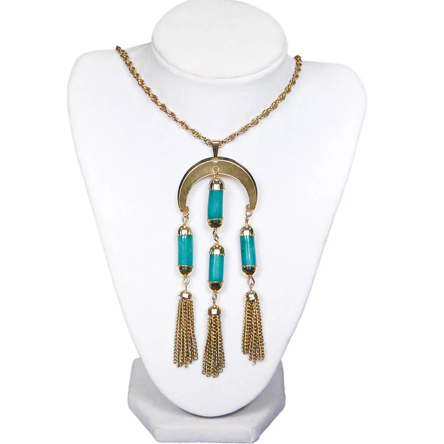 1970's Gold Tone Jade Tassel Necklace