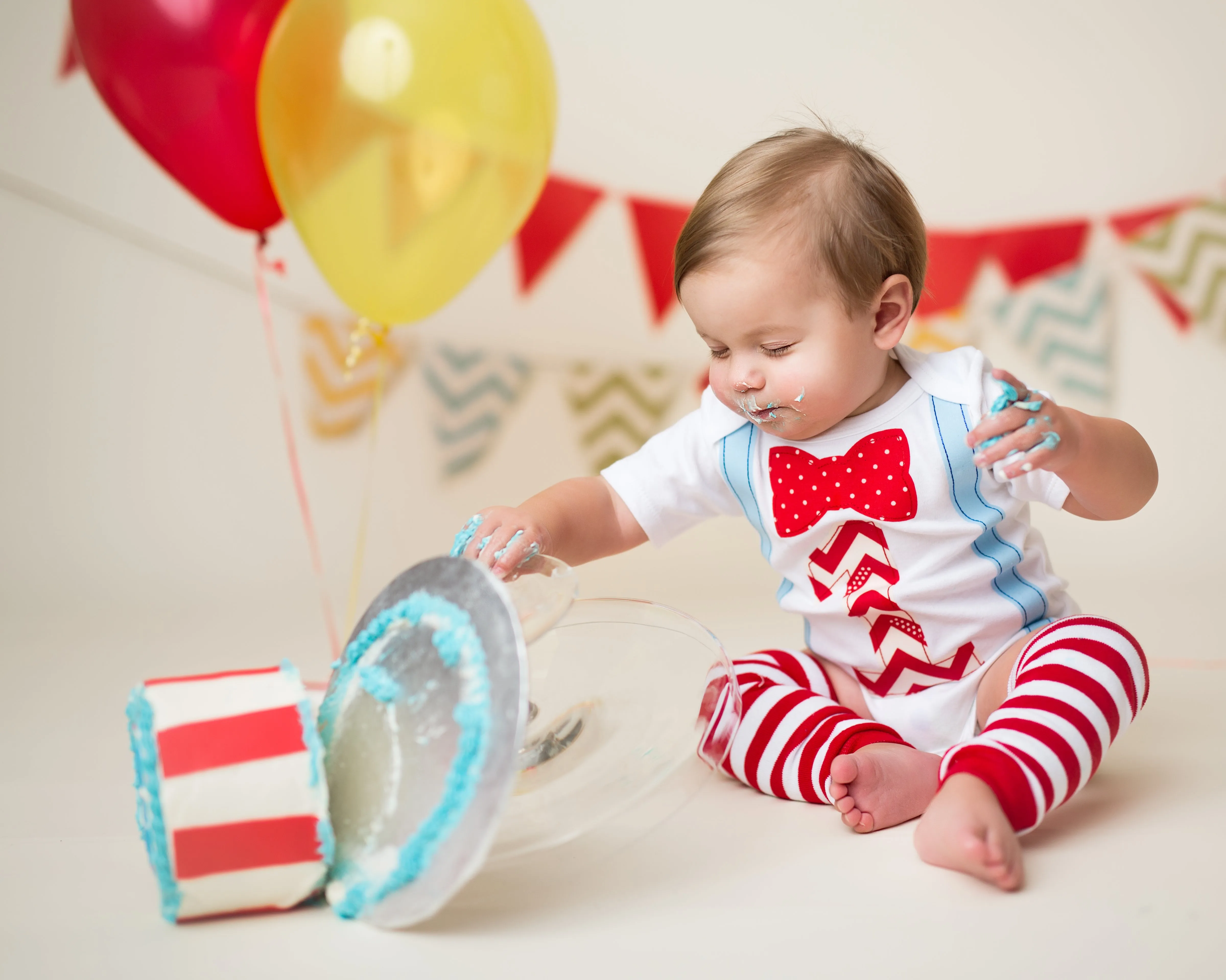 1st B-Day Boy Outfit - Carnival Dr. Seuss