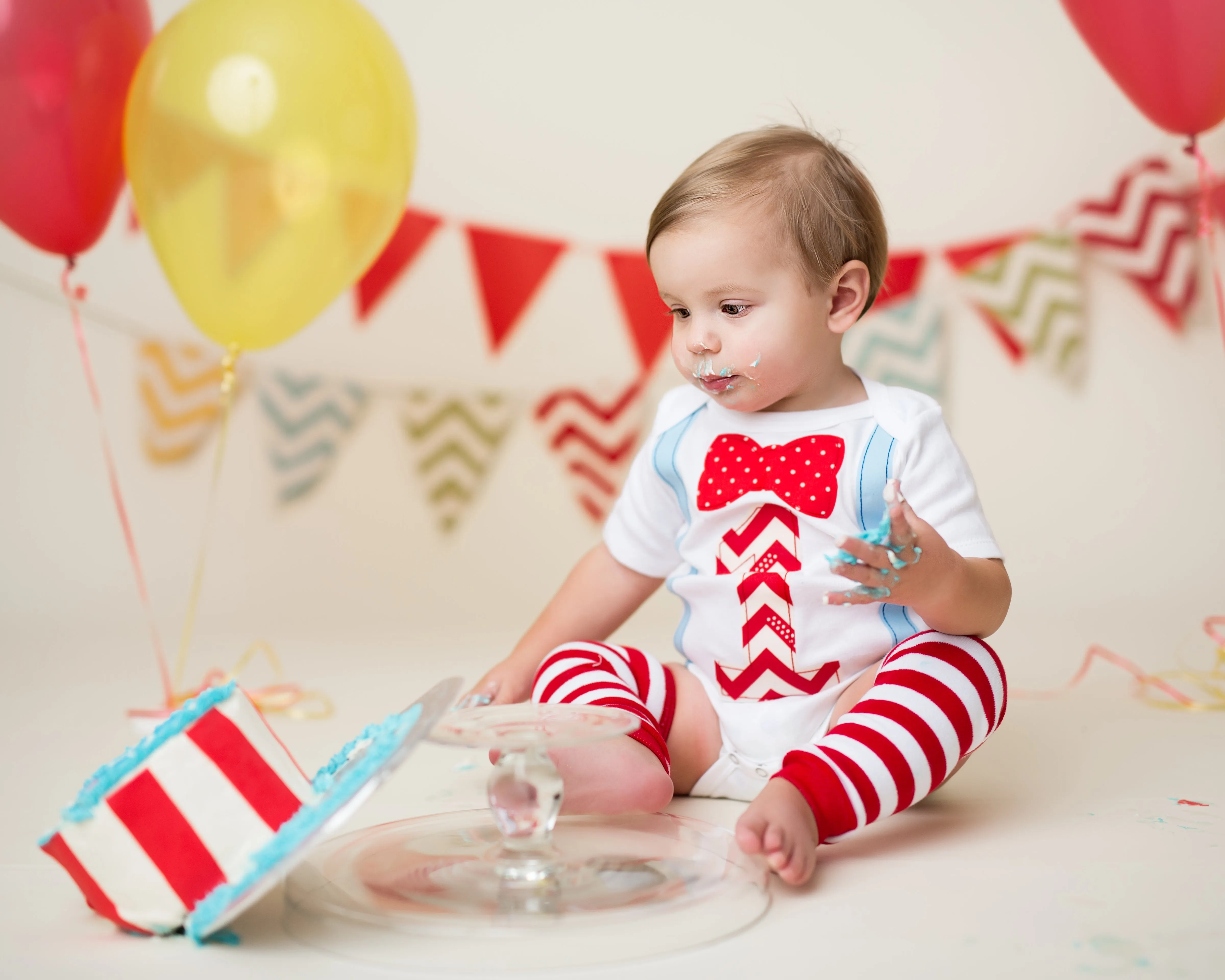 1st B-Day Boy Outfit - Carnival Dr. Seuss