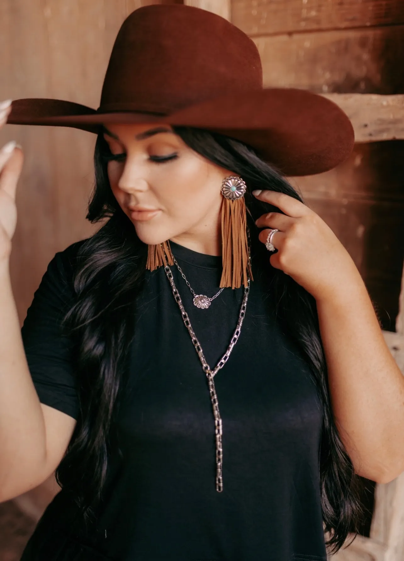 20023 DAINTY CONCHO CHAIN NL