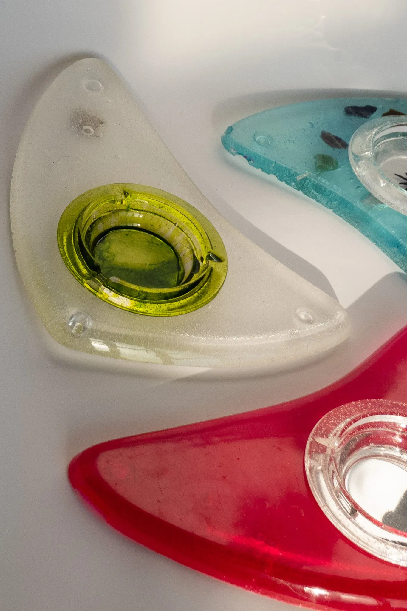 ATOMIC RESIN ASHTRAY | CLEAR WITH WINSTON