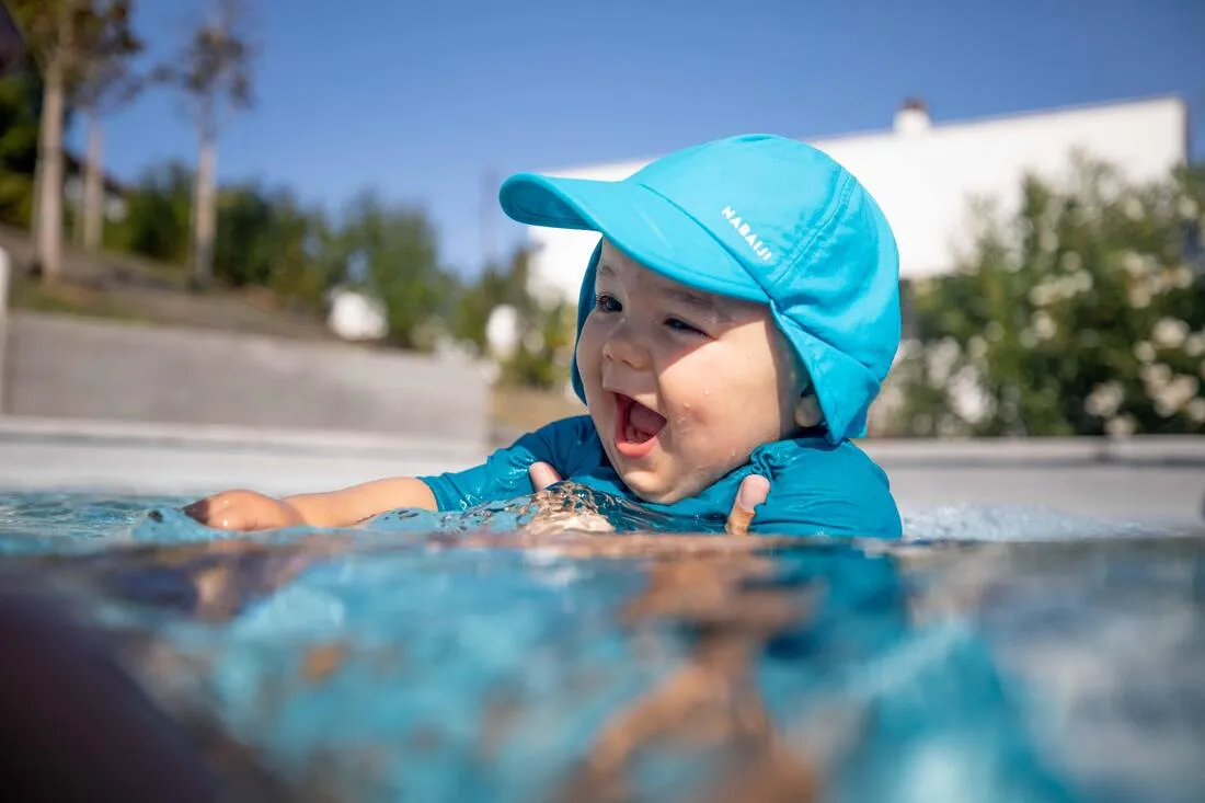 Casquette anti UV bébé nageur