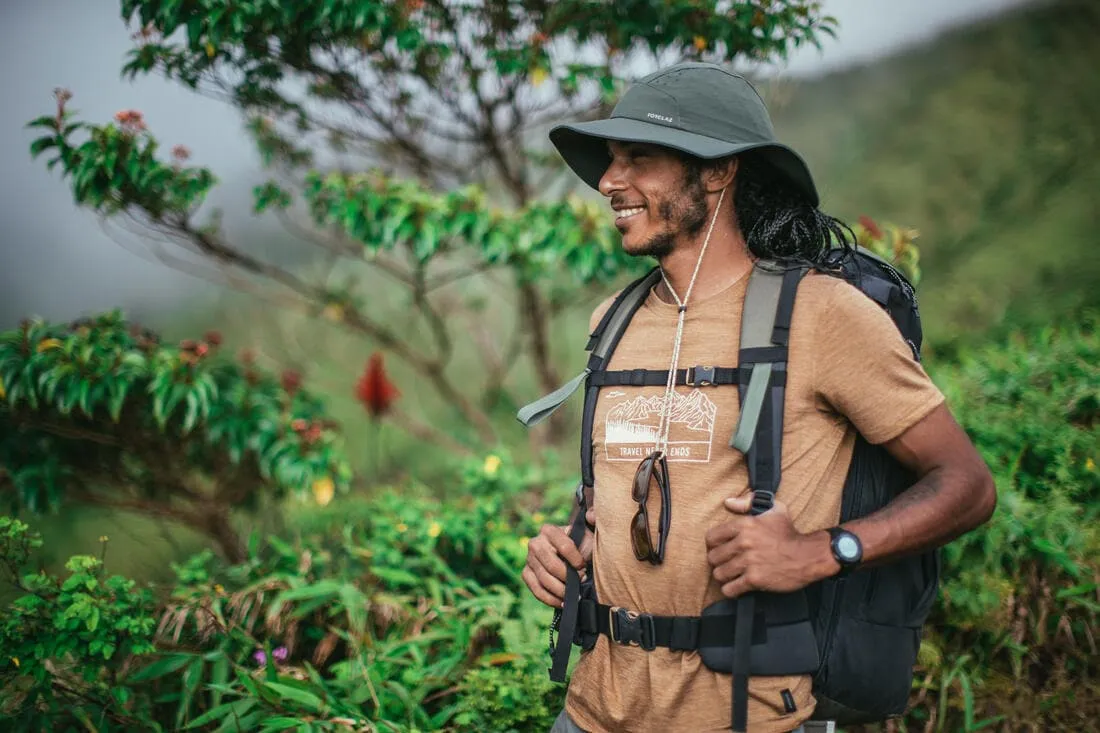 CHAPEAU TREKKING ANTI-UV - MT500 - HOMME
