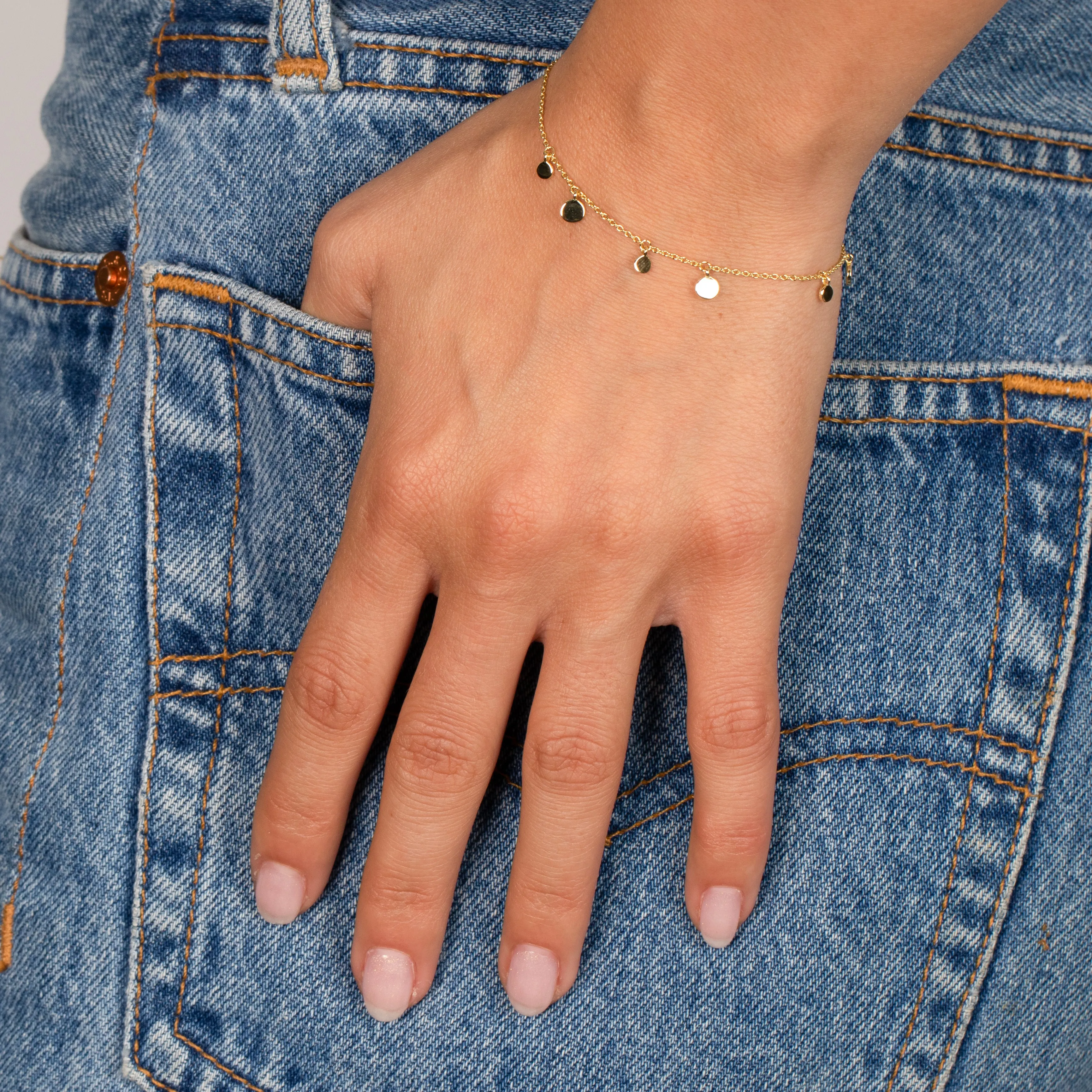 Dainty Dangling Solid Discs Bracelet