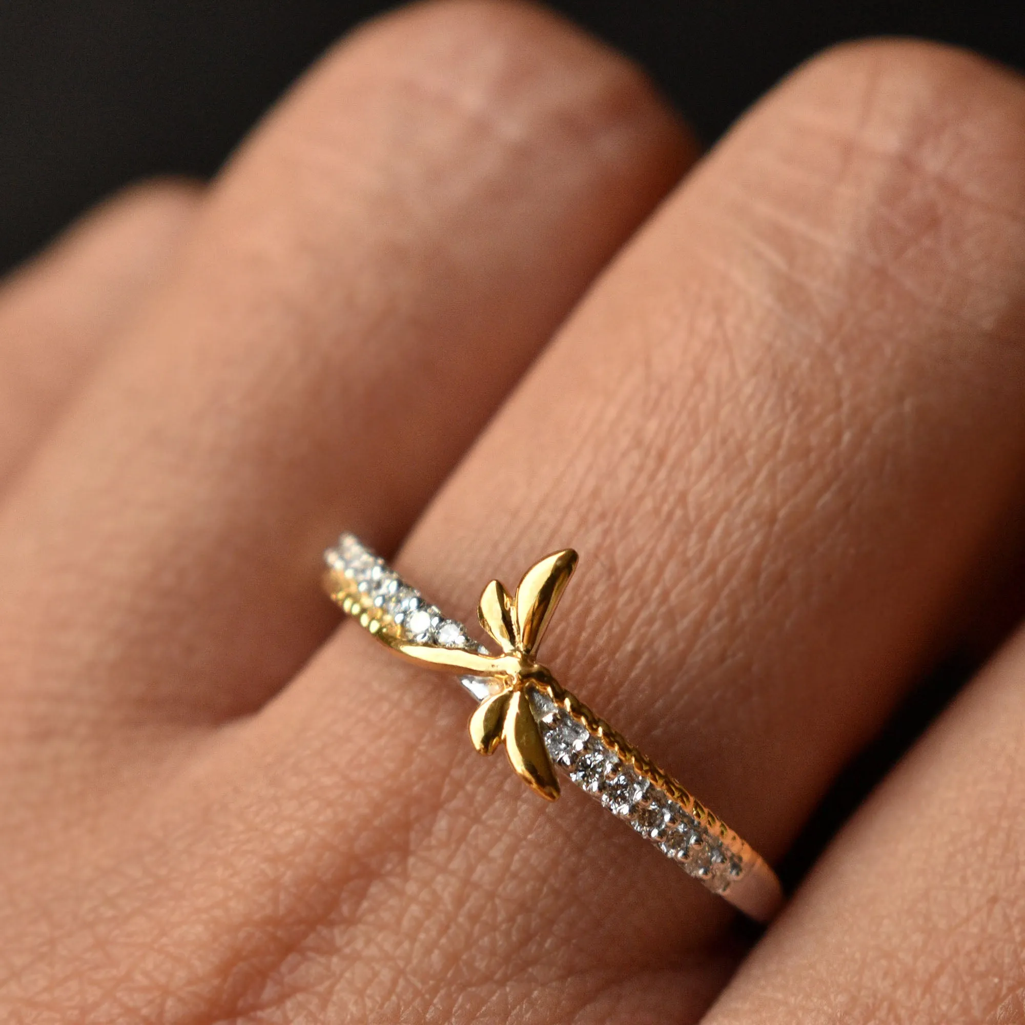 Dragonfly Ring in Gold and Diamond, Damselfly Ring