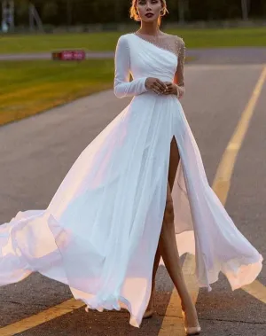 Elegant Pearls Long Sleeves Wedding Dress