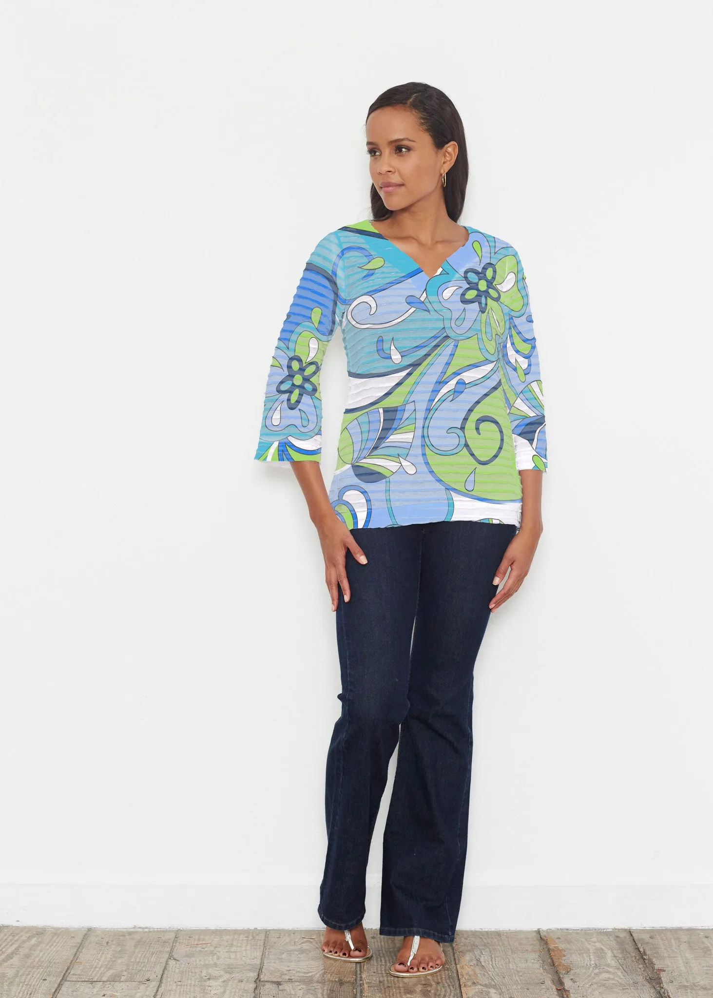 Floral Spritz Turquoise (22093) ~ Banded 3/4 Bell-Sleeve V-Neck Tunic