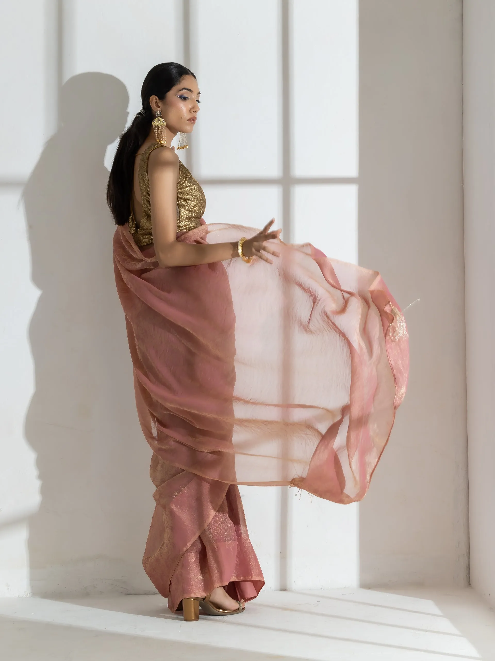 Illusion Pink Paisely Gold design Chiffon Saree with long Beaded Latkan