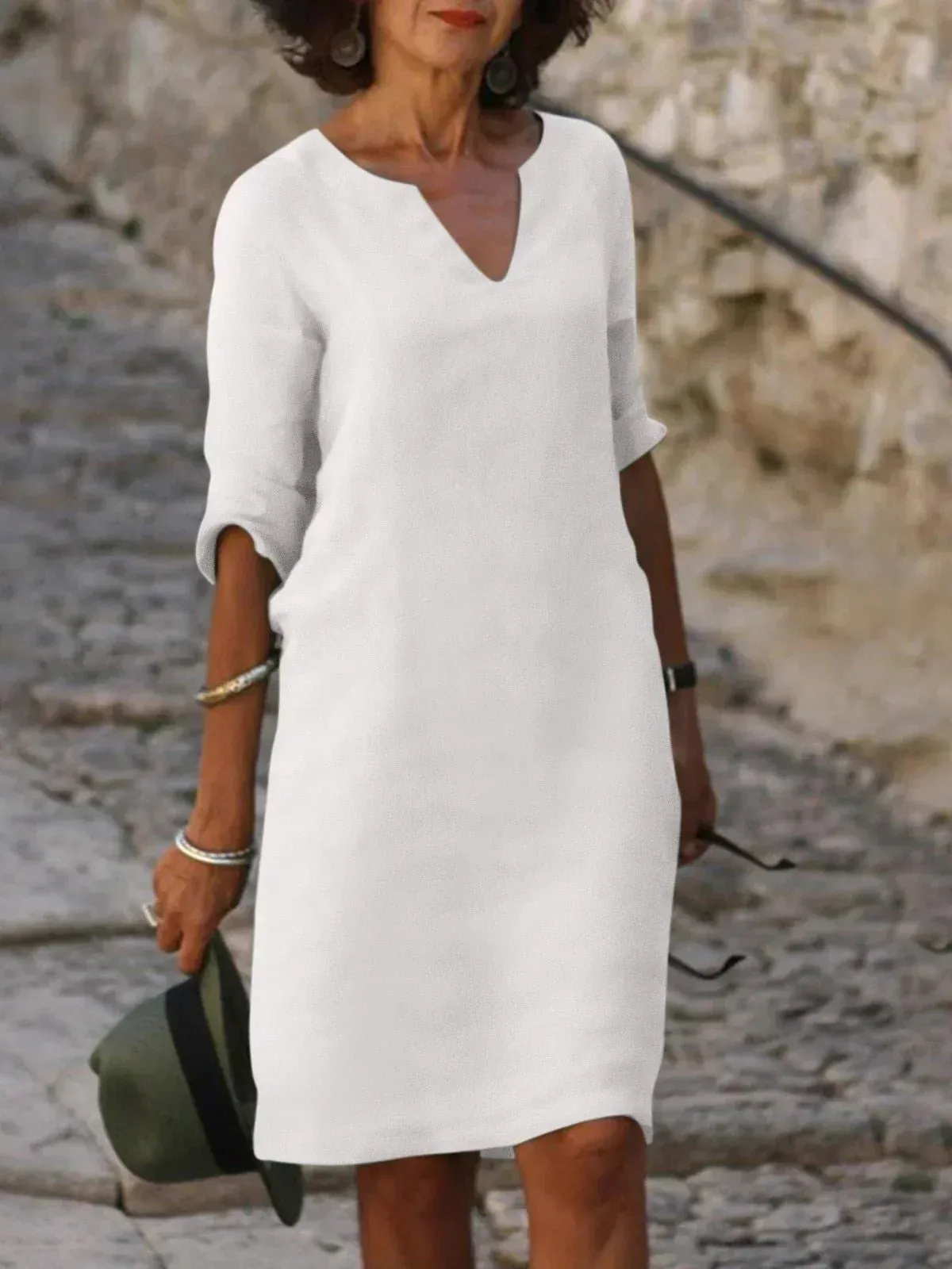 JOSET | Elegant Dress with V-neck