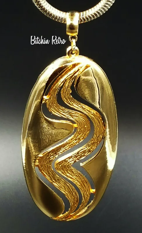 Lisner Vintage Pendant Necklace On Snake Chain with Groovy Mod Style