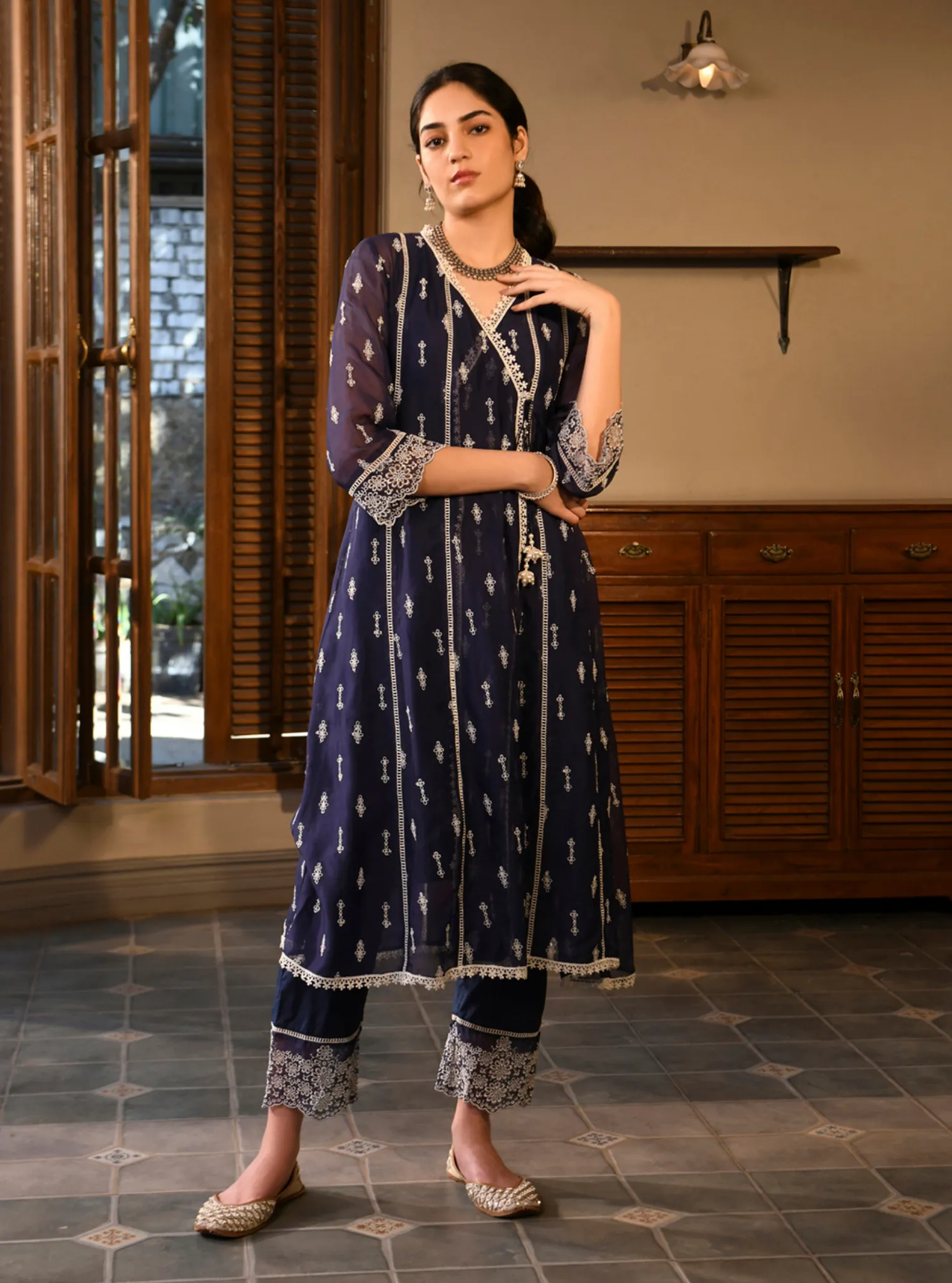 Mulmul Organza Vashti Navy Kurta With Mulmul Cotton Vashti Navy Pant