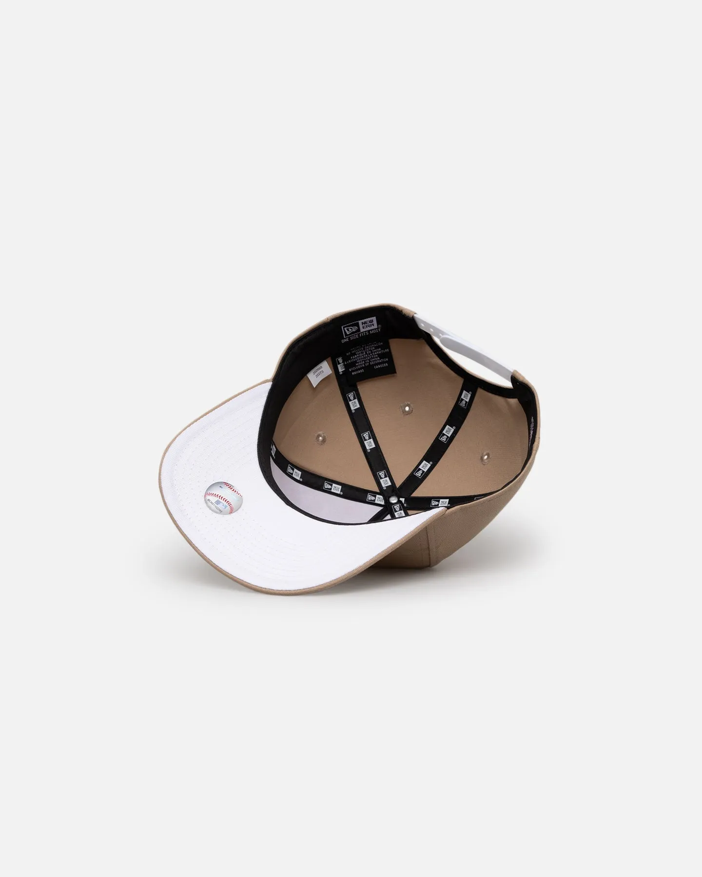 New Era New York Yankees Old Golfer Snapback Tumbleweed/White