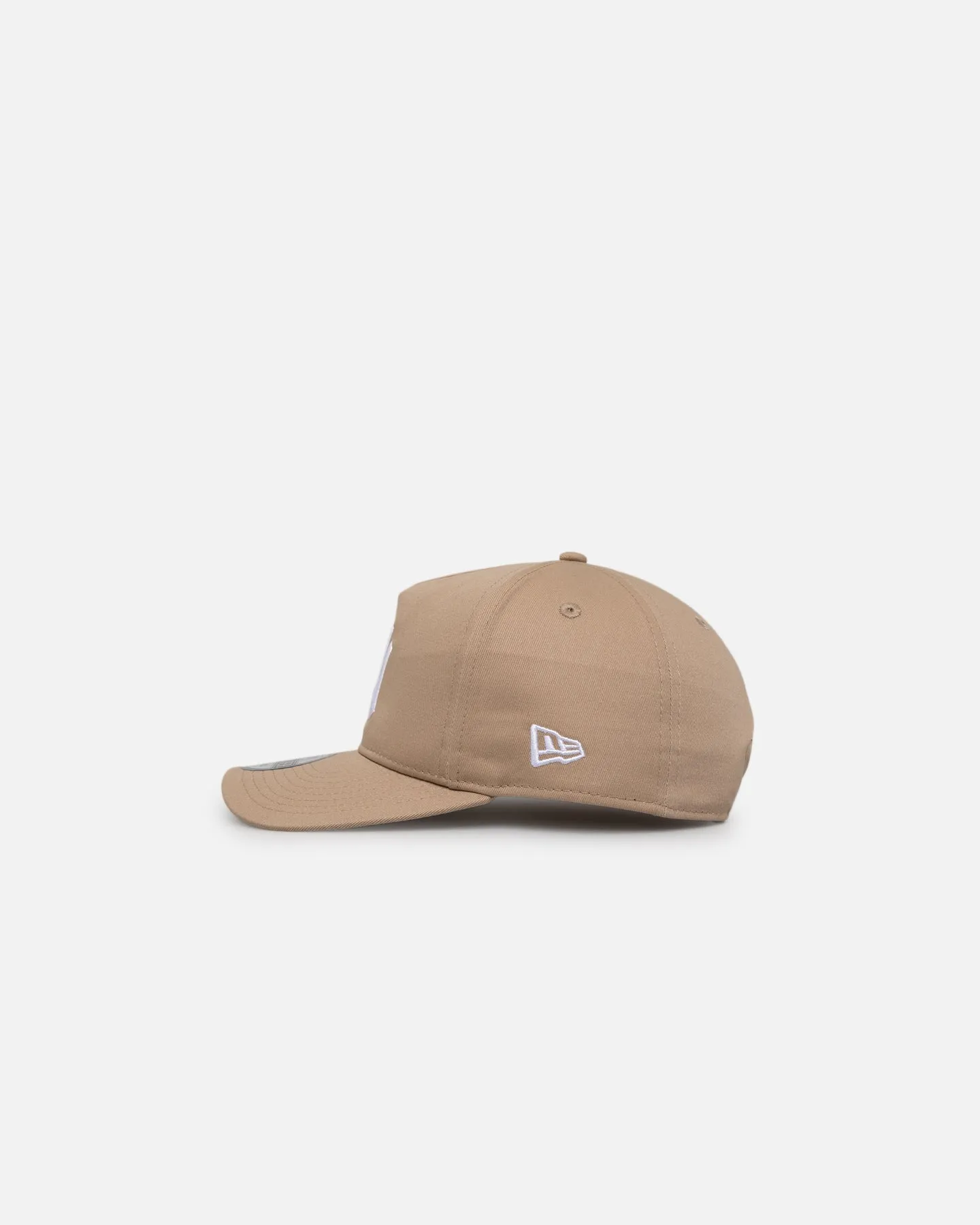 New Era New York Yankees Old Golfer Snapback Tumbleweed/White