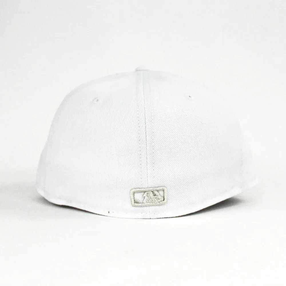 New York Yankees New Era 59Fifty Fitted Hat (Adidas Ultra Boost White M Silver Gray Under Brim)