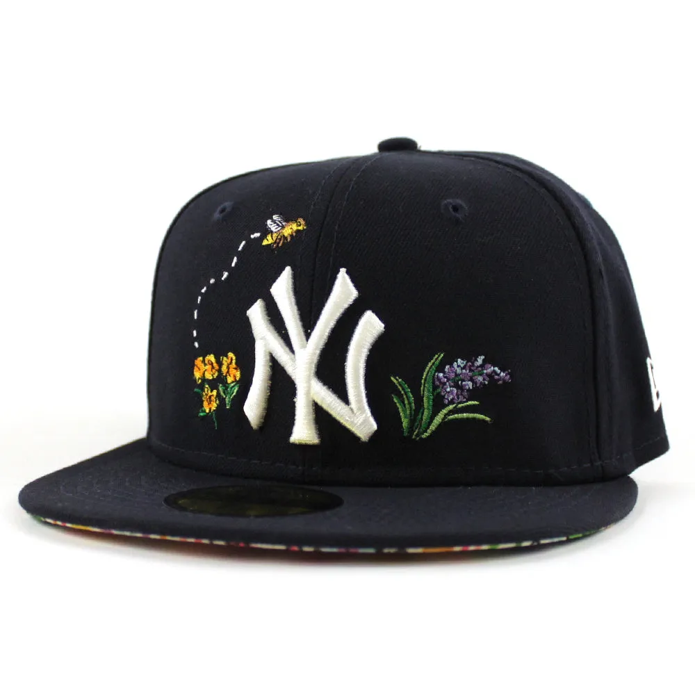 New York Yankees WATER COLOR FLORAL New Era 59Fifty Fitted Hat (Navy Floral Under Brim)