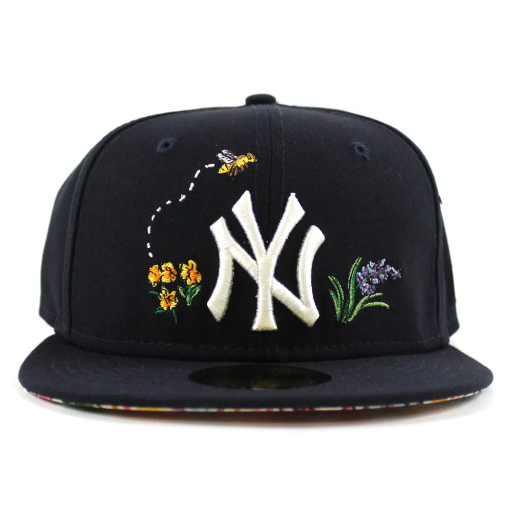 New York Yankees WATER COLOR FLORAL New Era 59Fifty Fitted Hat (Navy Floral Under Brim)