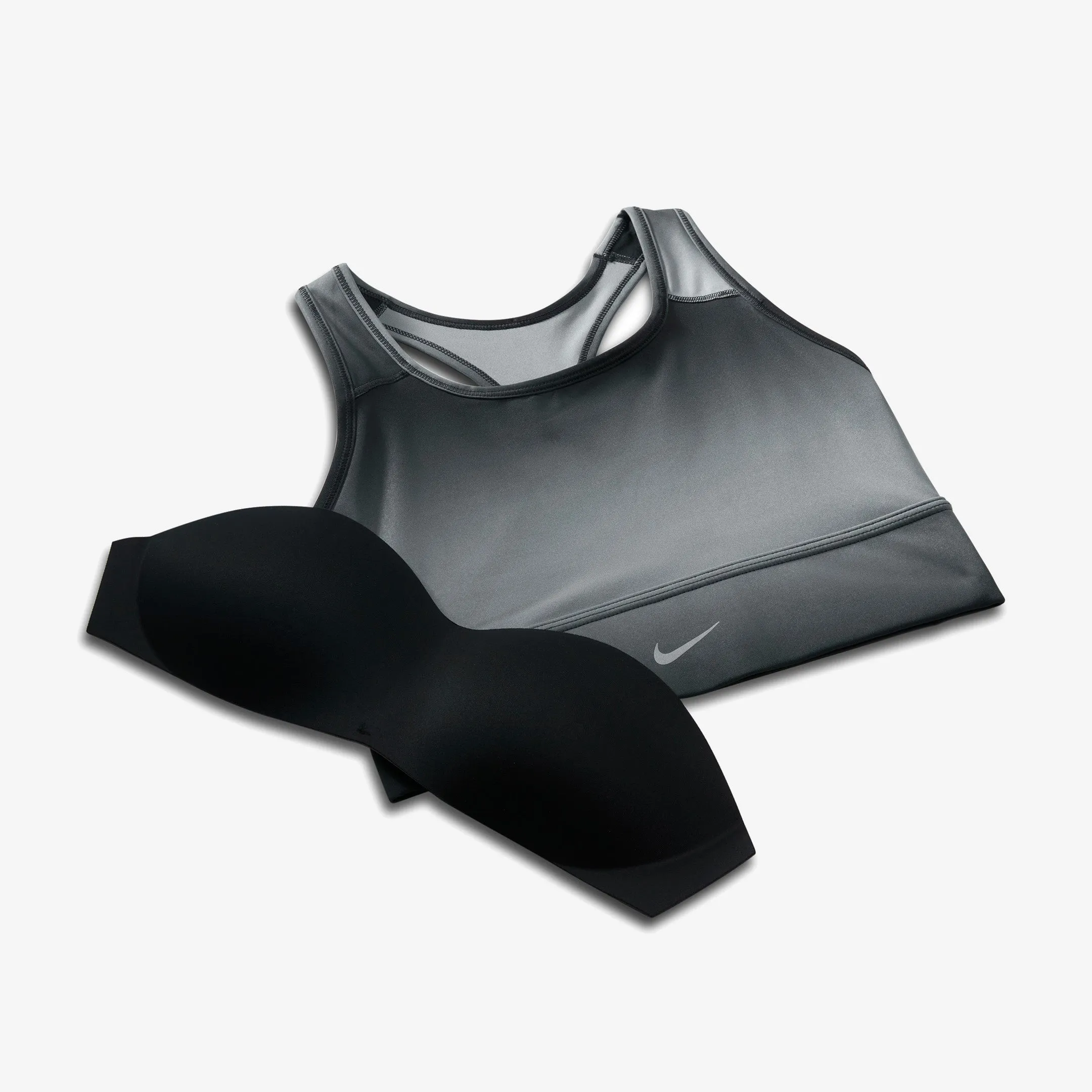 Nike - Swoosh Run Medium-Support Longline Padded Sports Bra - Femme