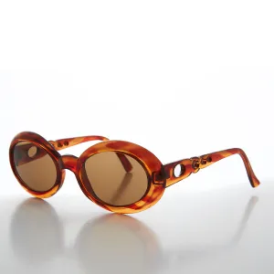Oval Mod Retro Beatnik Vintage Sunglass - Mable