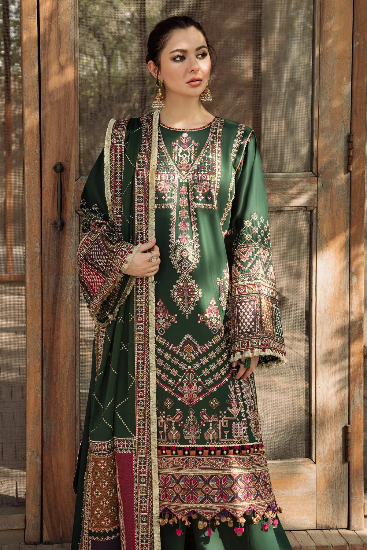 Pakistani Embroidered Lawn Punjabi Suit in Salwar Kameez Style