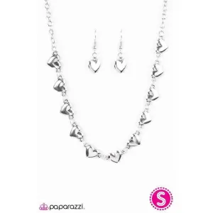 Paparazzi If My Heart Had Wings Dainty Heart Silver Necklace & Earring Set