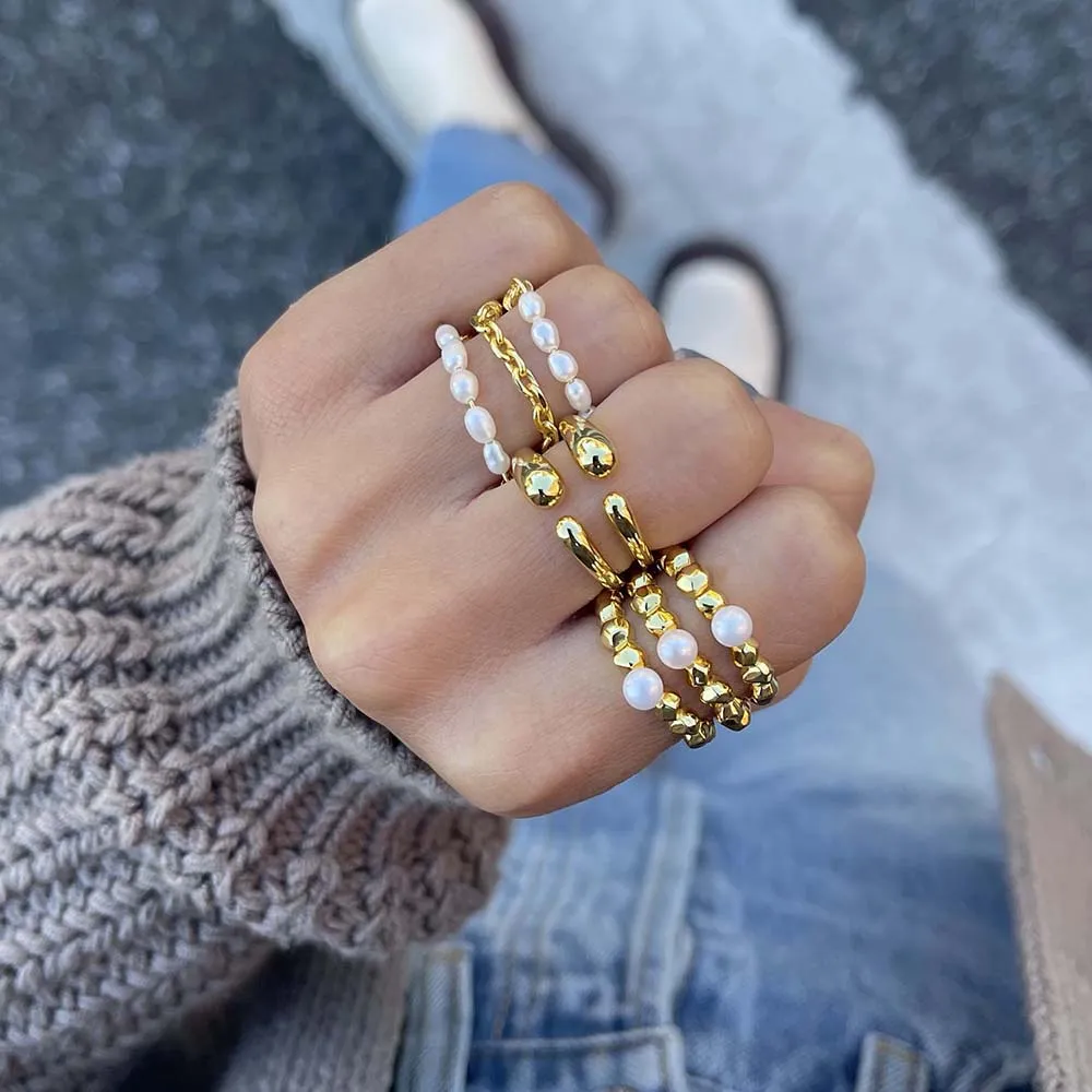 Pearl Chain Ring