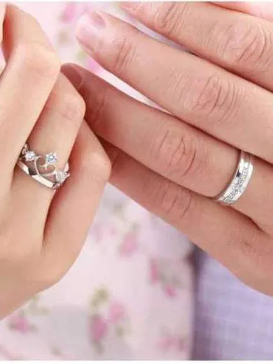 Platinum Plated Elegant King and Queen Couple Adjustable Band Ring