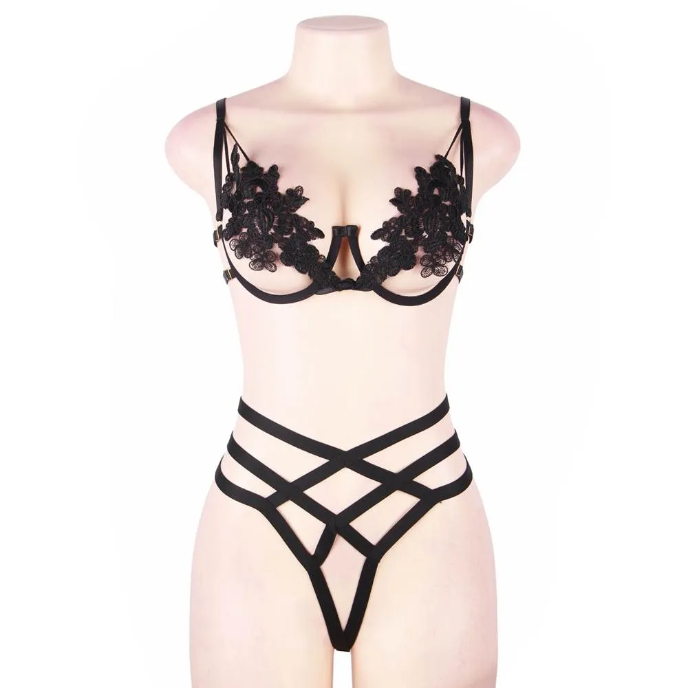 Plus Size Black Elegant Embroidery Fashion Bra Set With Underwire