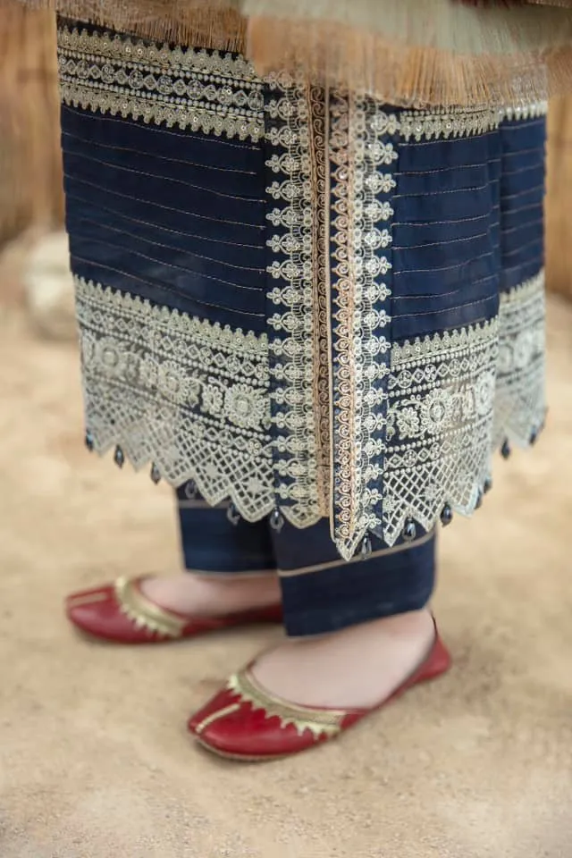 QALAMKAR MIRAHIL | LUXURY LAWN '22 | RUA-03
