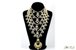 Queen's Necklace Pearl Cape