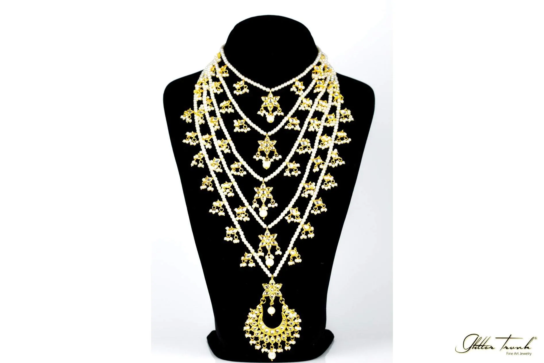 Queen's Necklace Pearl Cape