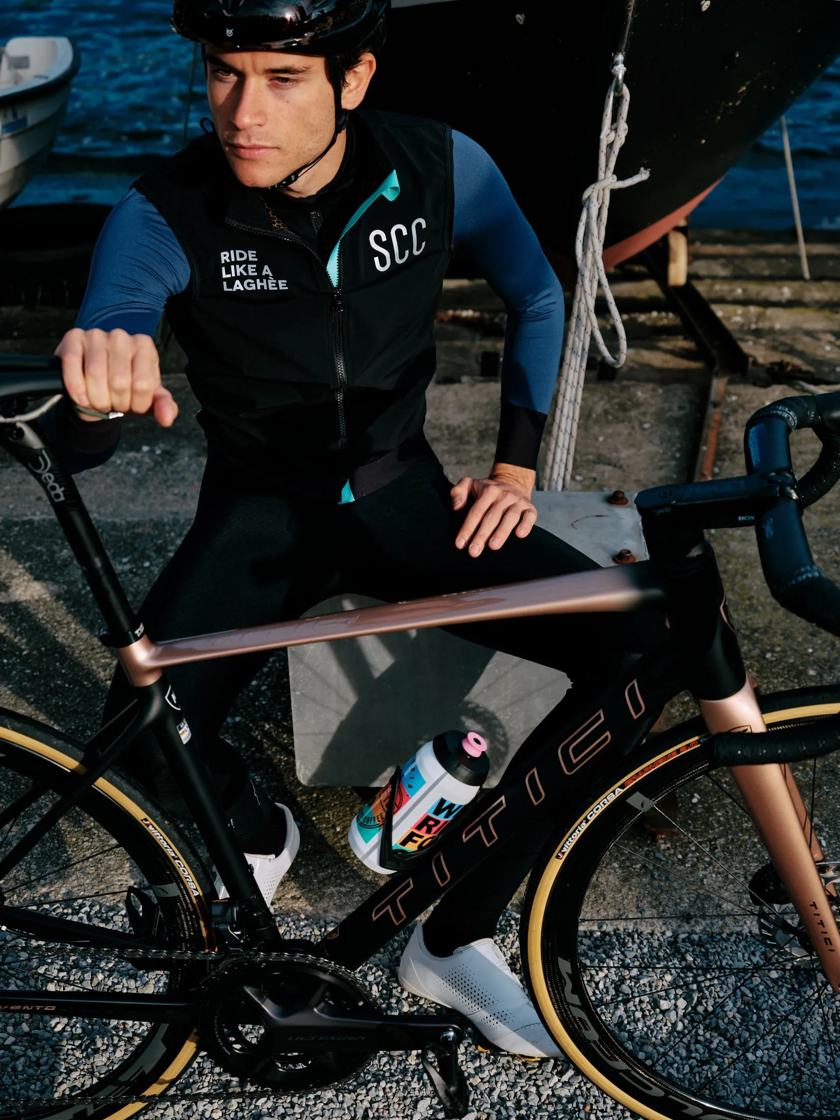 SCC wind and water proof vest - black