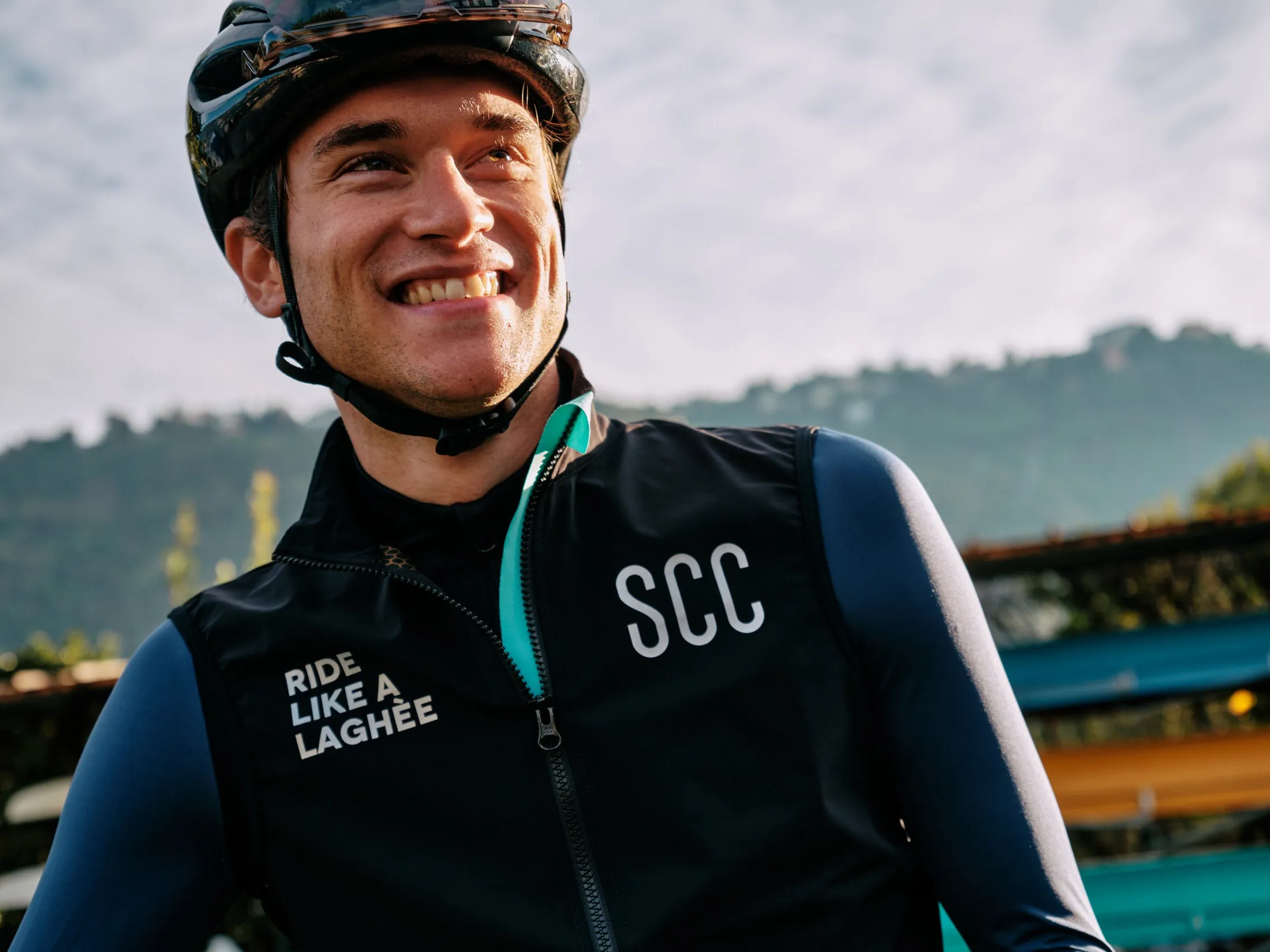 SCC wind and water proof vest - black