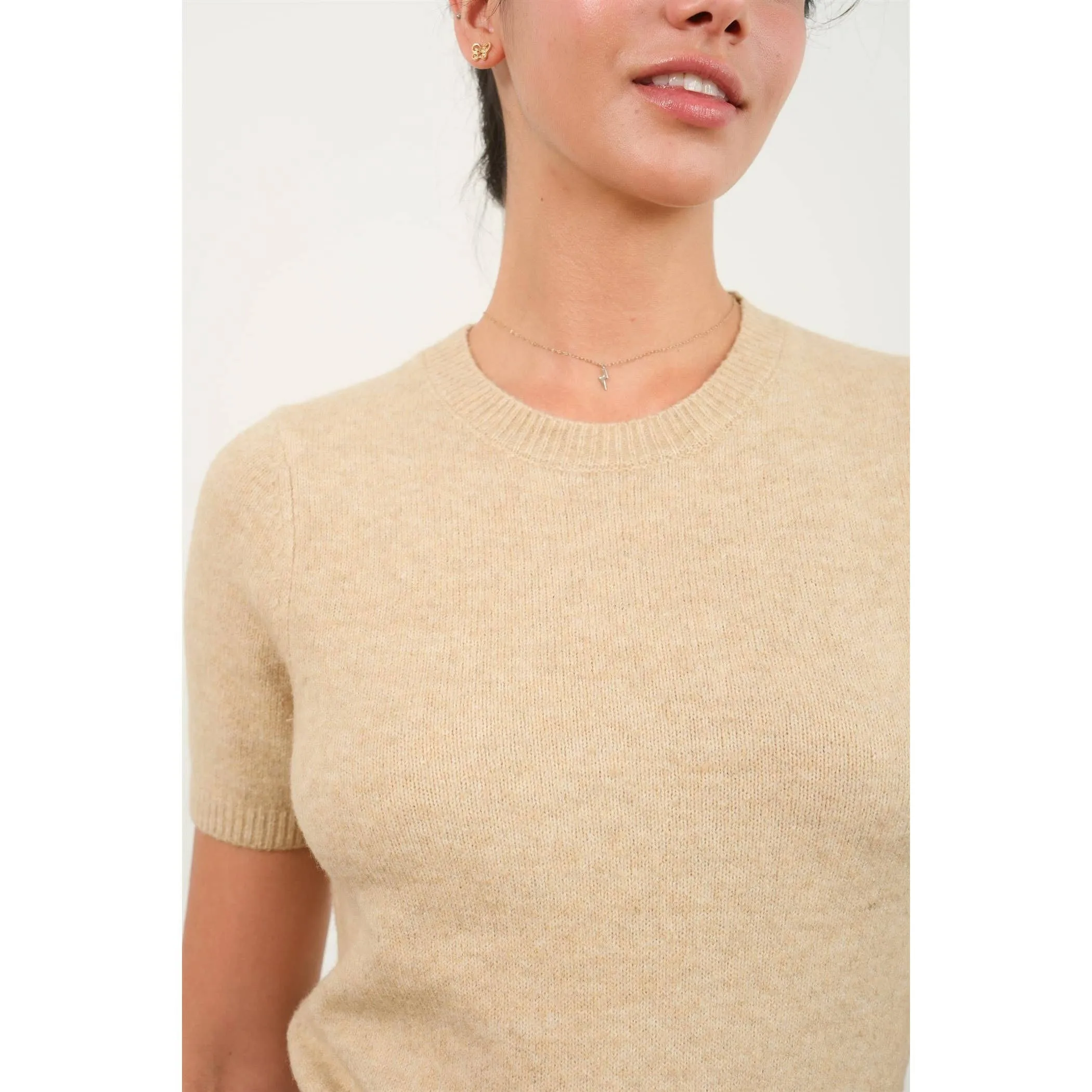 SHORT SLEEVE KNIT SWEATER