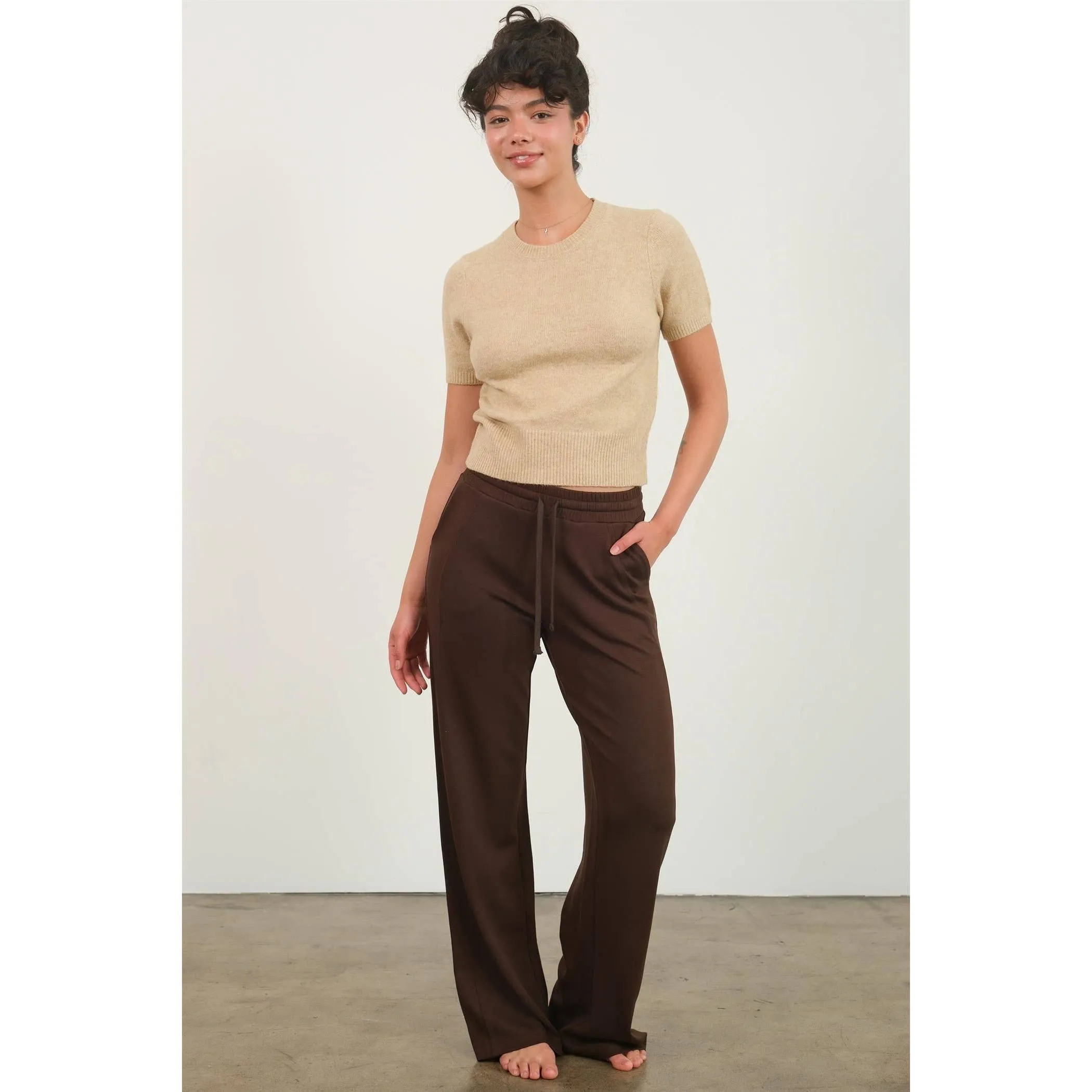 SHORT SLEEVE KNIT SWEATER