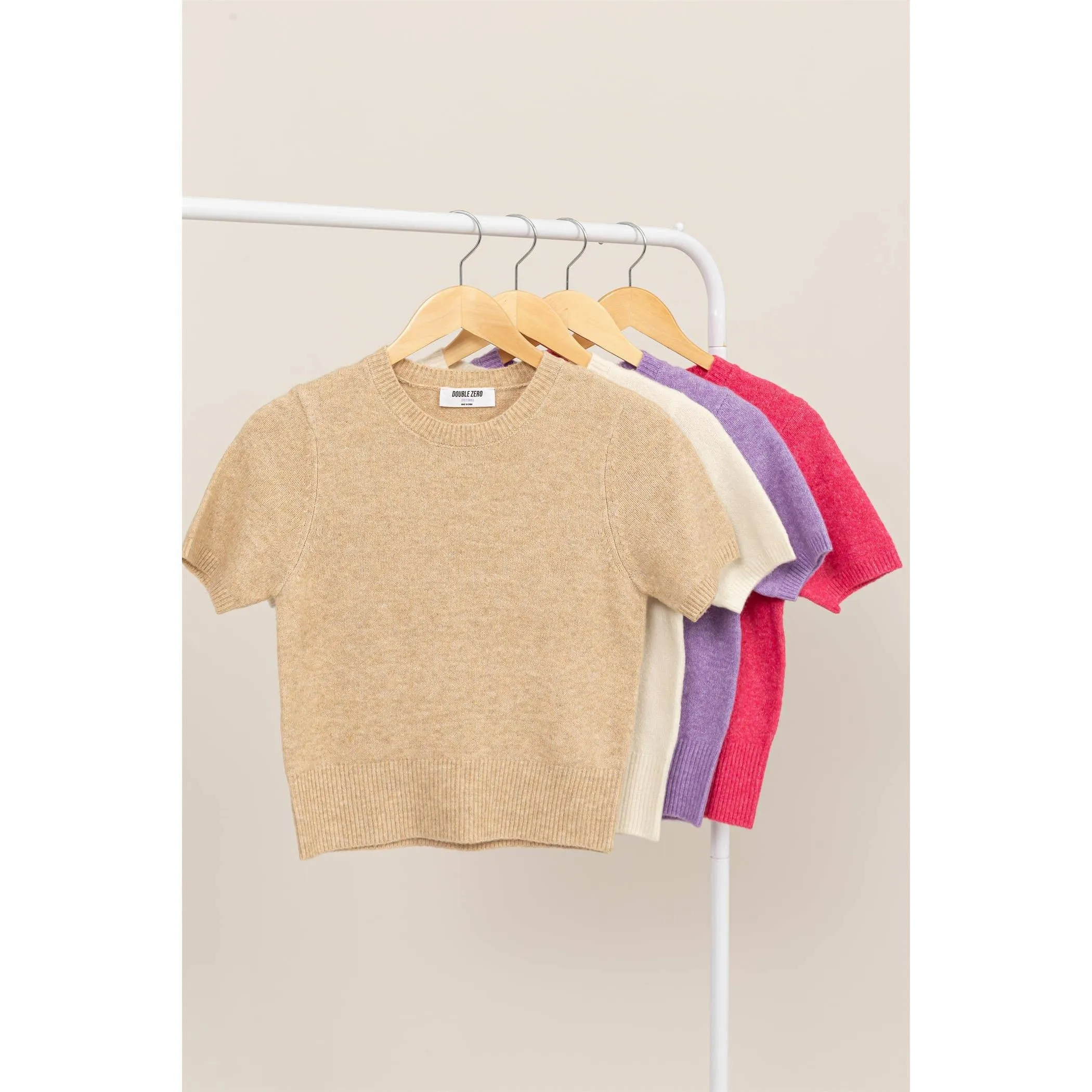 SHORT SLEEVE KNIT SWEATER