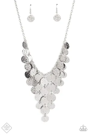 Spotlight Ready Silver
Necklace Paparazzi