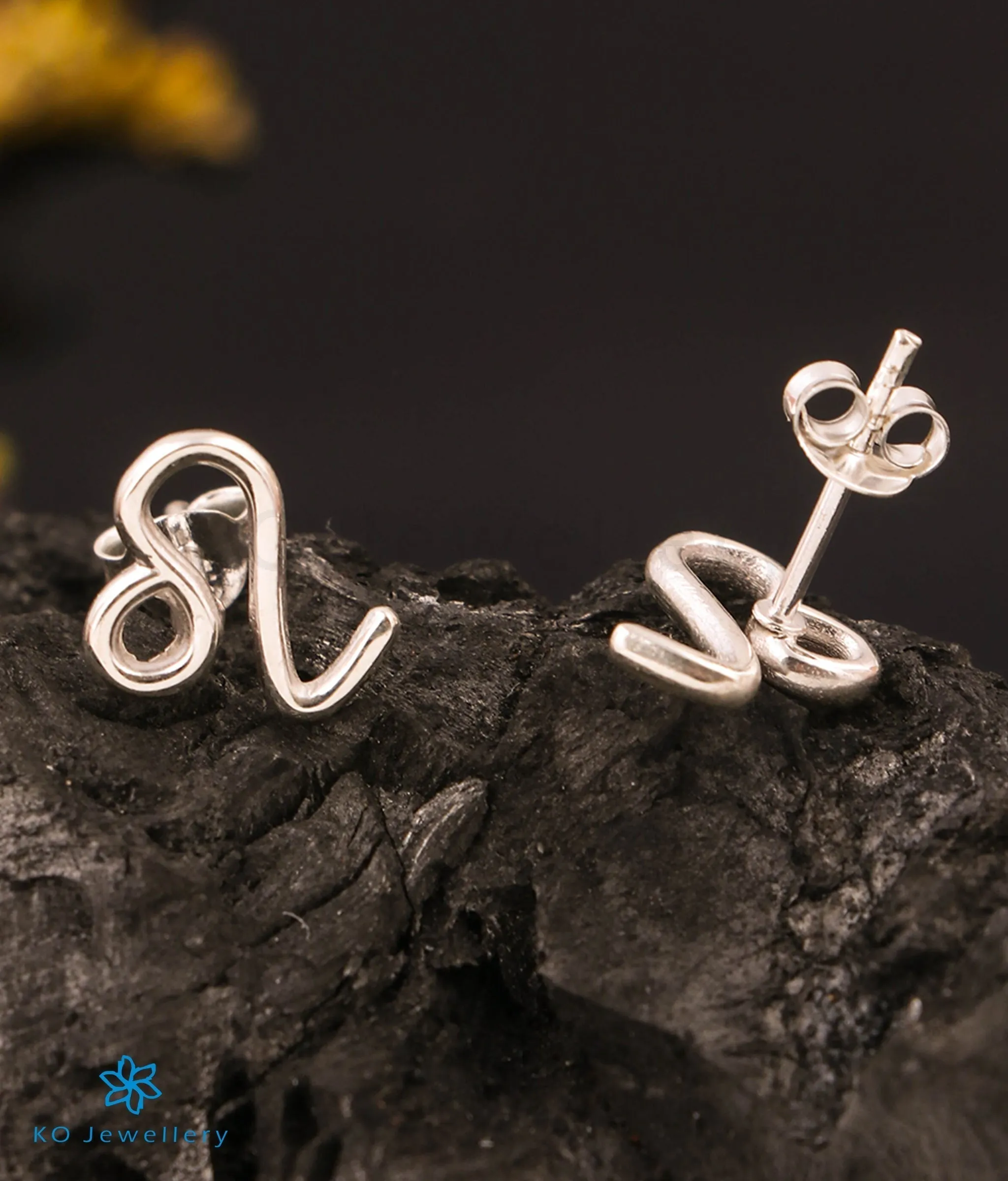 The Leo Zodiac Silver Earring