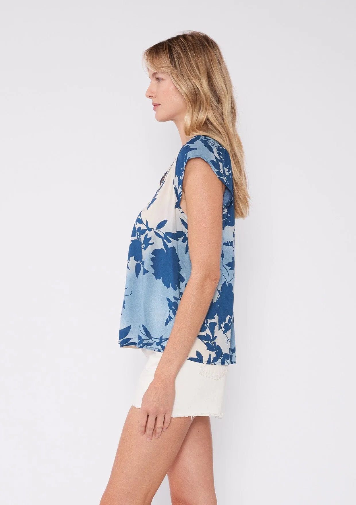 Tropics Flutter Sleeve Top