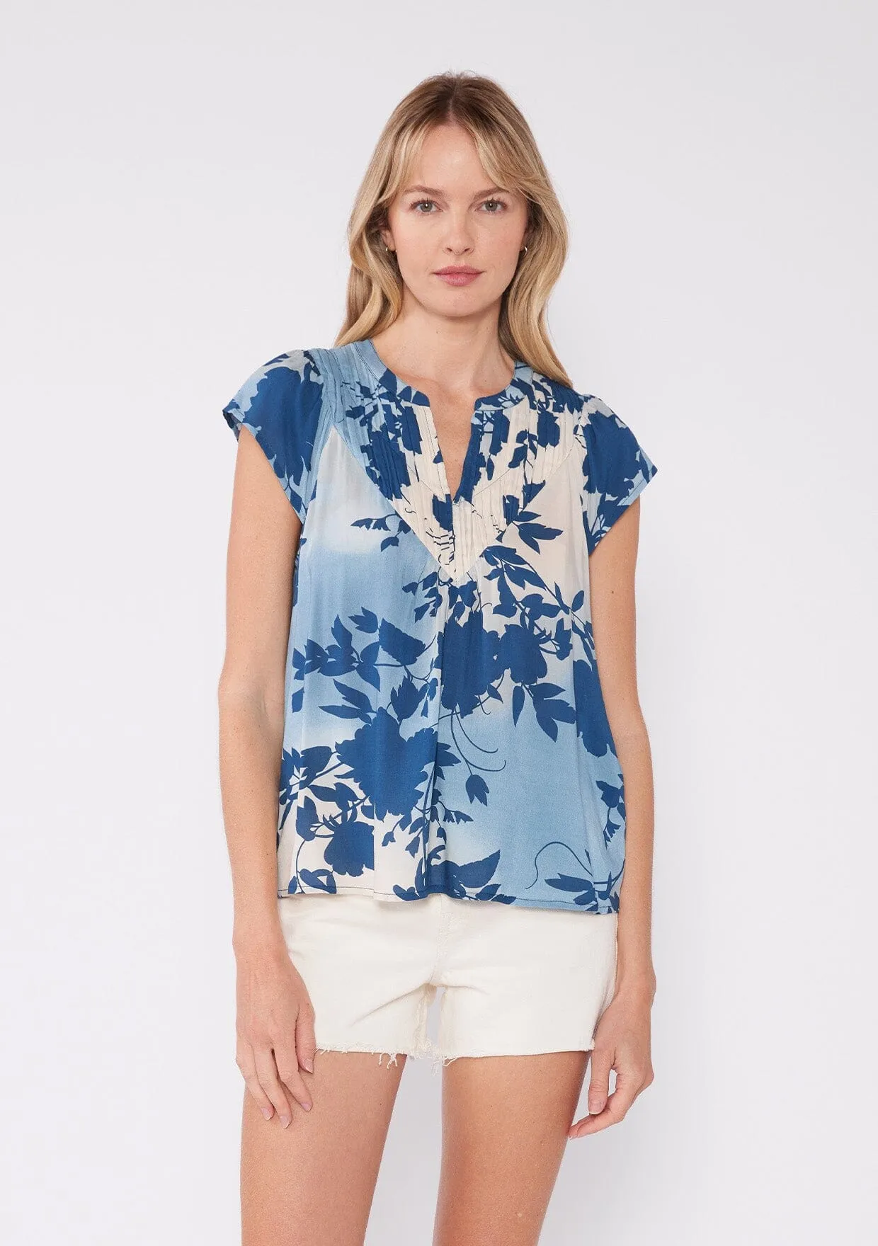 Tropics Flutter Sleeve Top