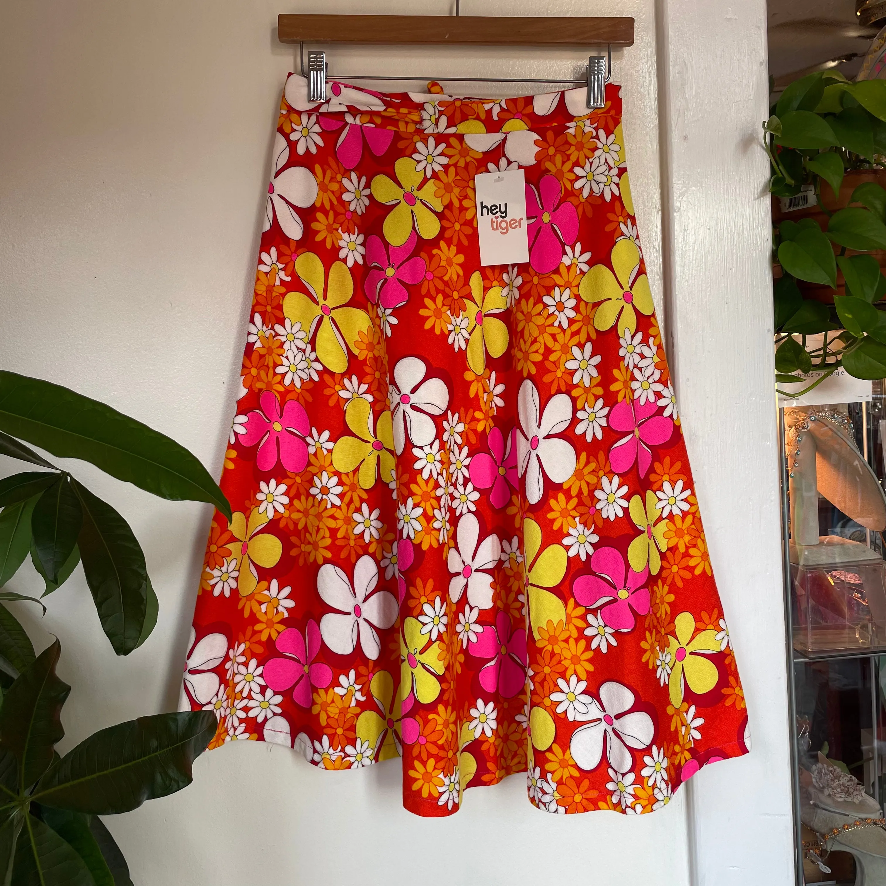 Vintage 60s retro psychedelic floral wrap skirt // OSFM (HT2394)