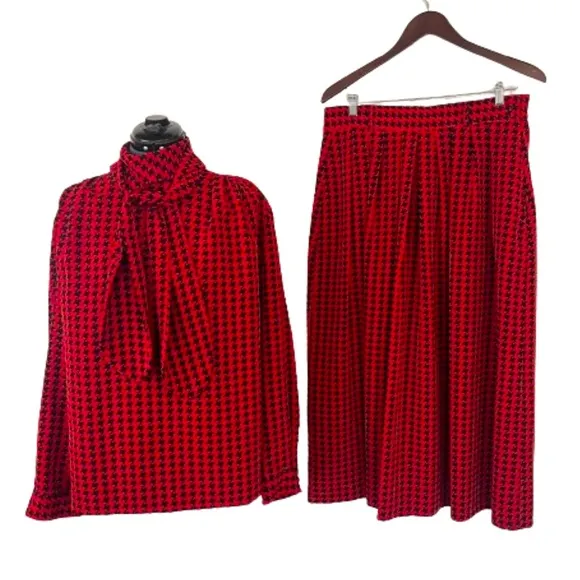 Vintage 80s 90s Red and Black Matching Top Skirt and Scarf Bow Tie Neck Size 12