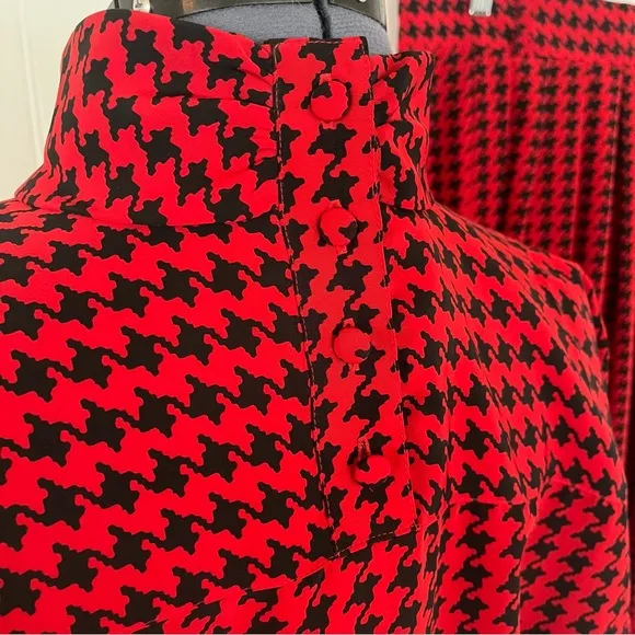 Vintage 80s 90s Red and Black Matching Top Skirt and Scarf Bow Tie Neck Size 12