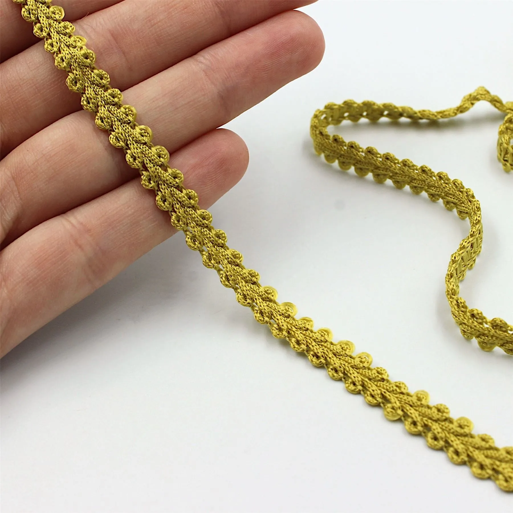 Vintage Feather Braid 7mm 713
