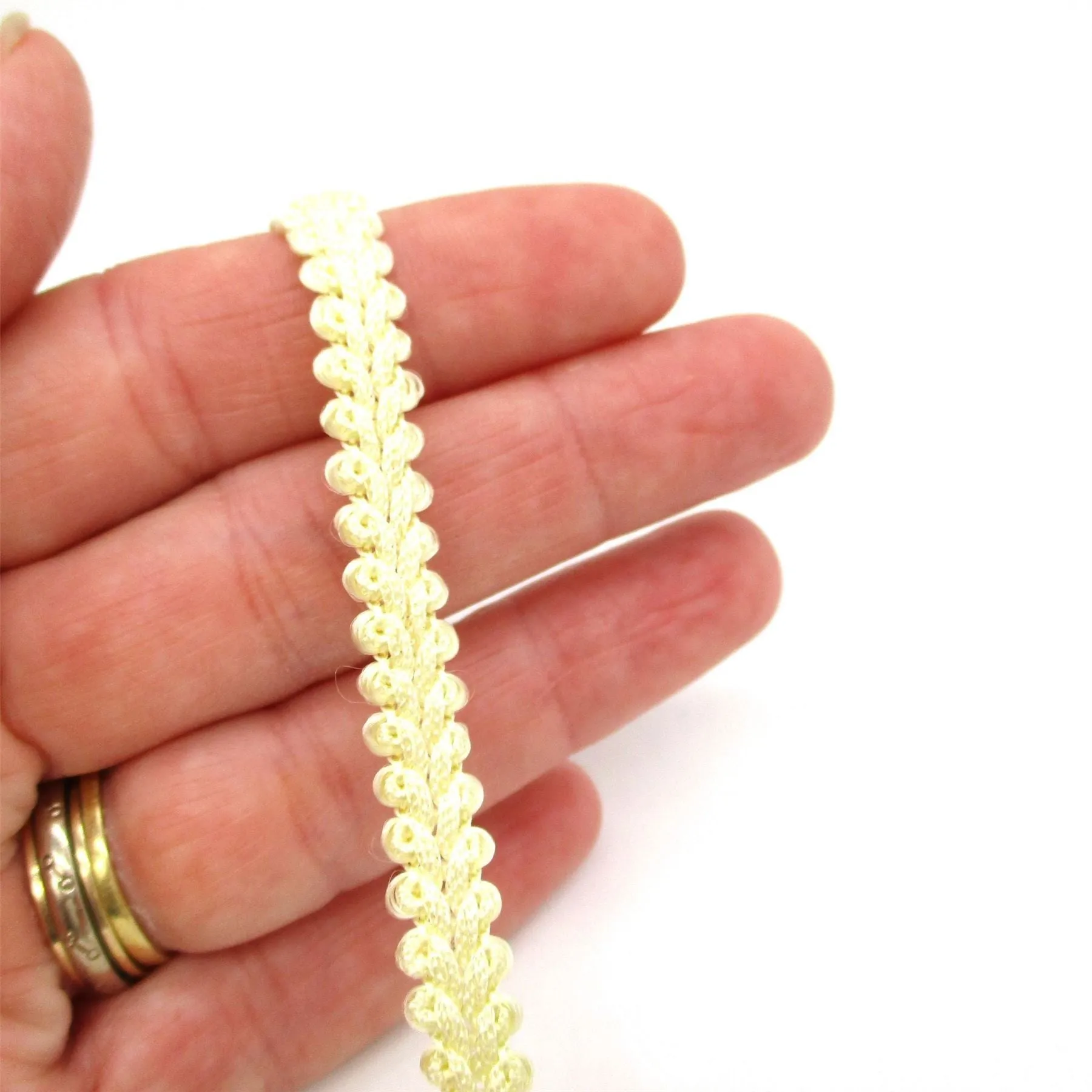 Vintage Feather Braid 7mm 713