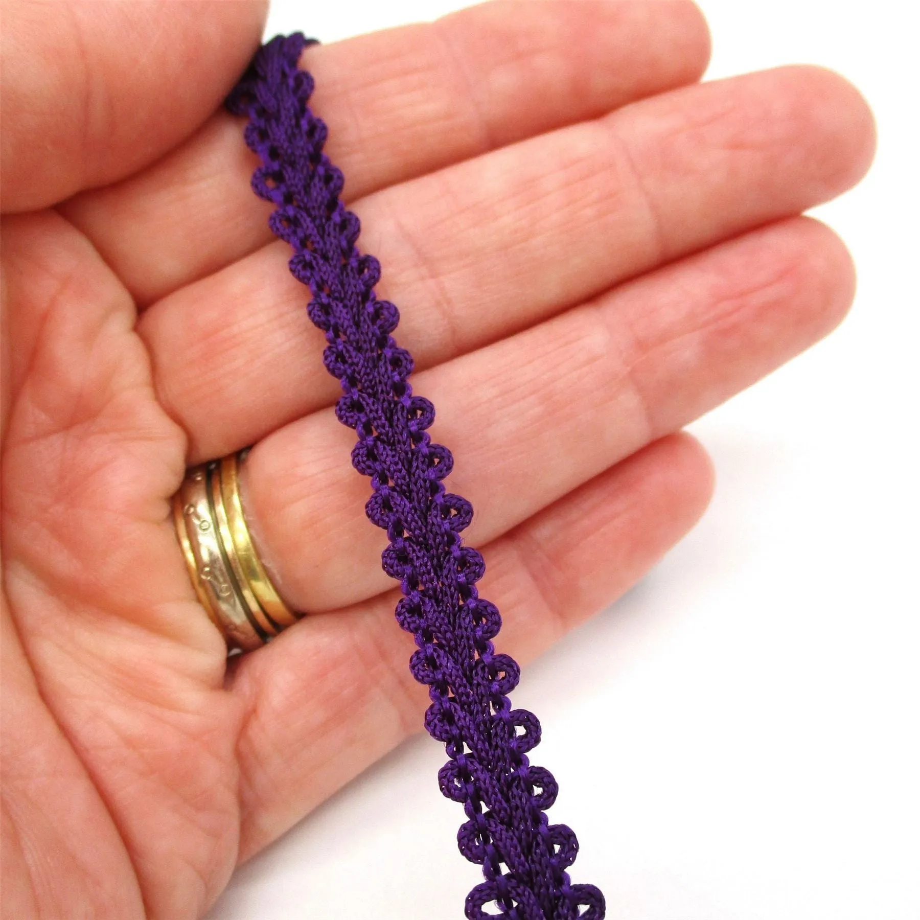 Vintage Feather Braid 7mm 713