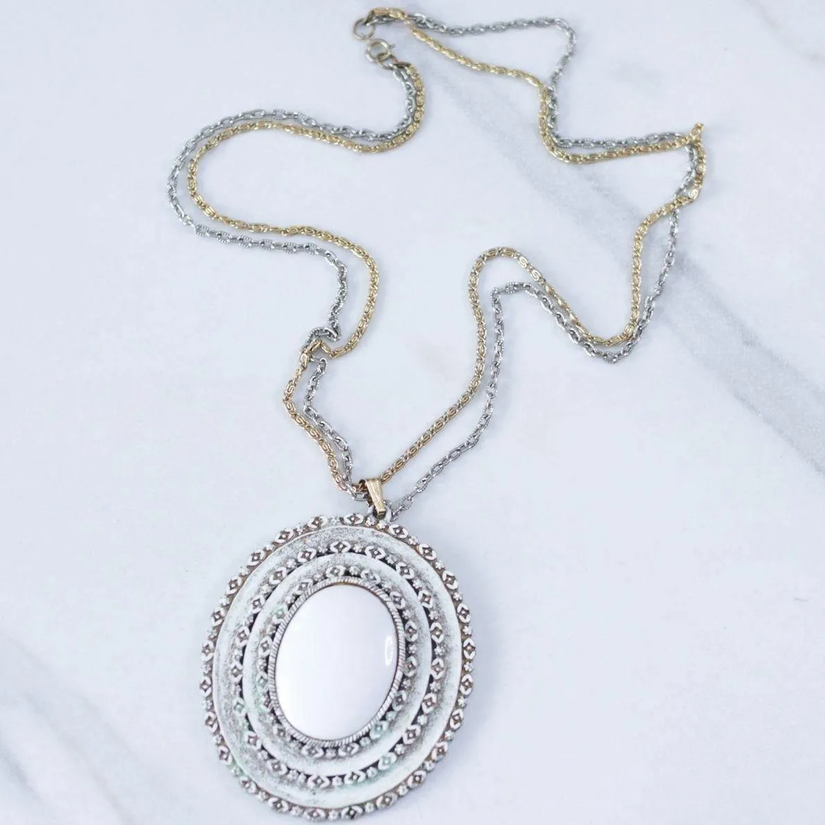 Vintage Florenza White Oval Medallion Statement Necklace